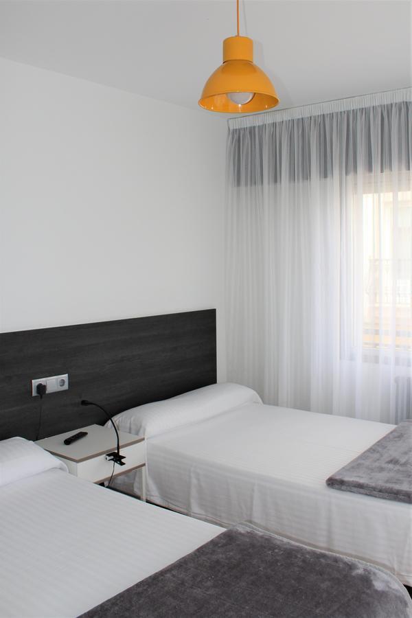 O Tobo Do Lobo Hotel Melide Ngoại thất bức ảnh